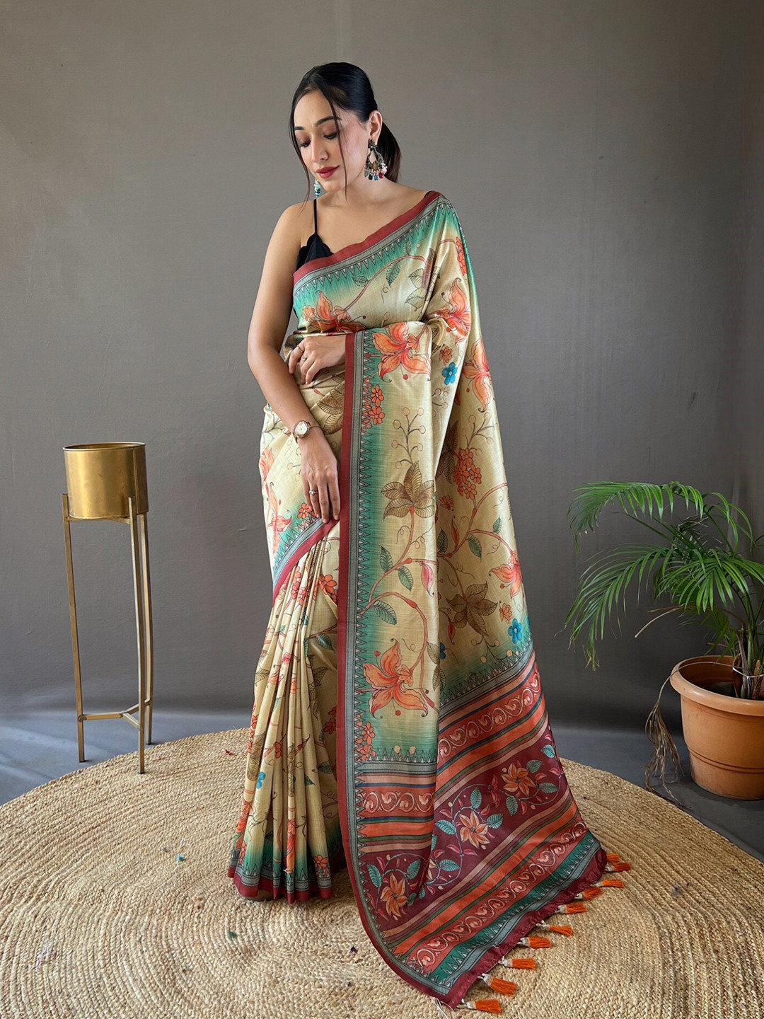

LeeliPeeri Designer Ethnic Motifs Chanderi Saree, Green