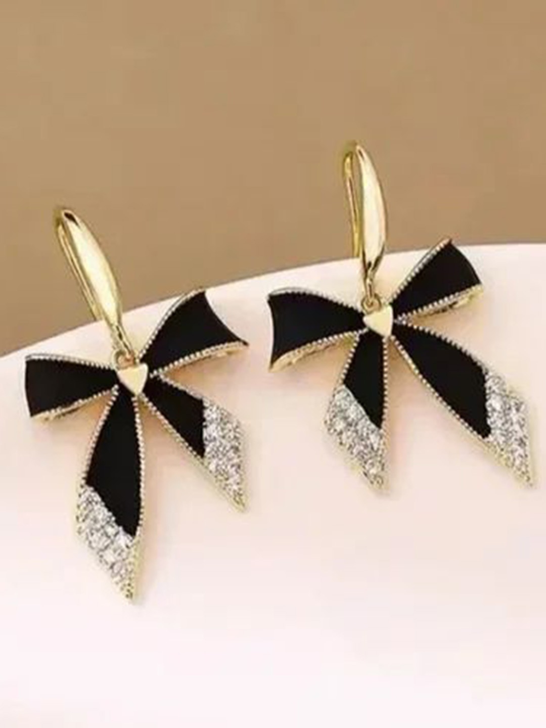 

Xivir Gold-Plated Artificial Stones Studded Contemporary Drop Earrings, Black