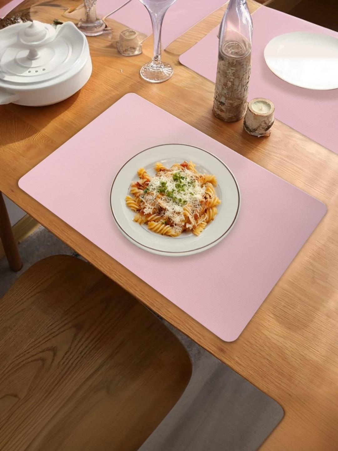 

UMAI Pink 6 Pieces Anti-Skid Jacquard Table Placemats