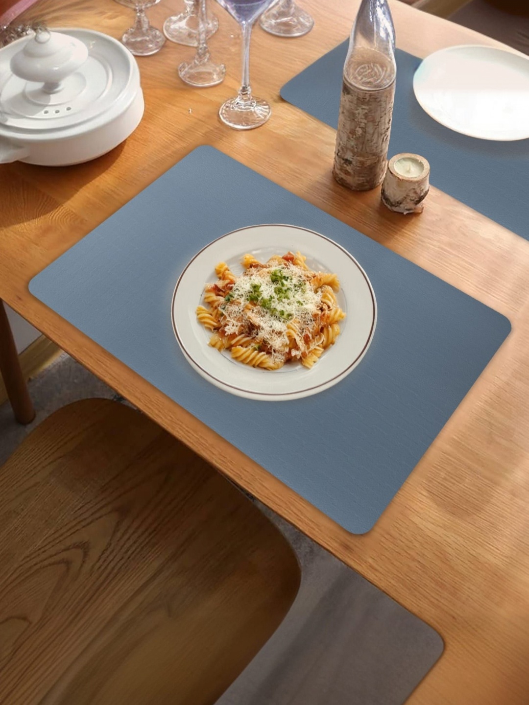 

UMAI Blue 6 Pieces Anti-Skid Rectangle Jacquard Table Placemats