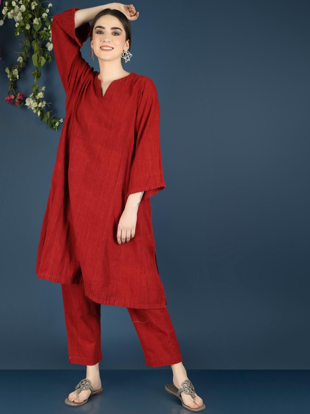 

VASSTRAM V-Neck Pure Cotton Ethnic Tunic & Trousers, Red