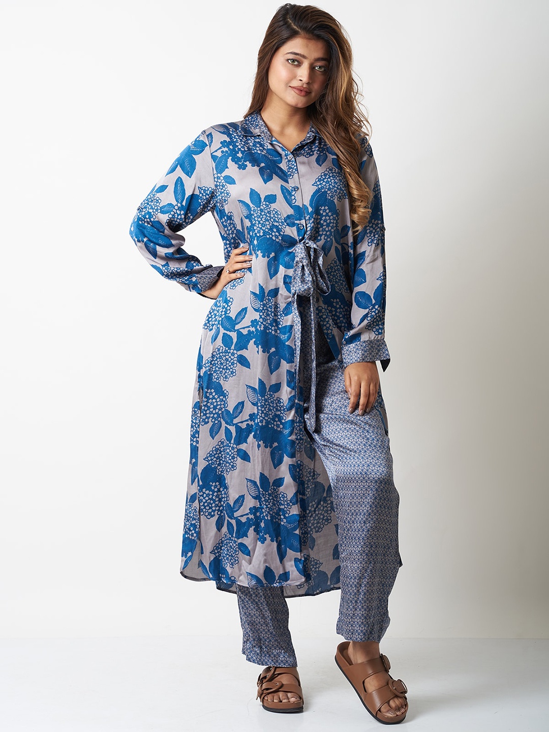 

VASSTRAM Floral Printed Tie-up Tunic & Trousers Co-Ords, Blue