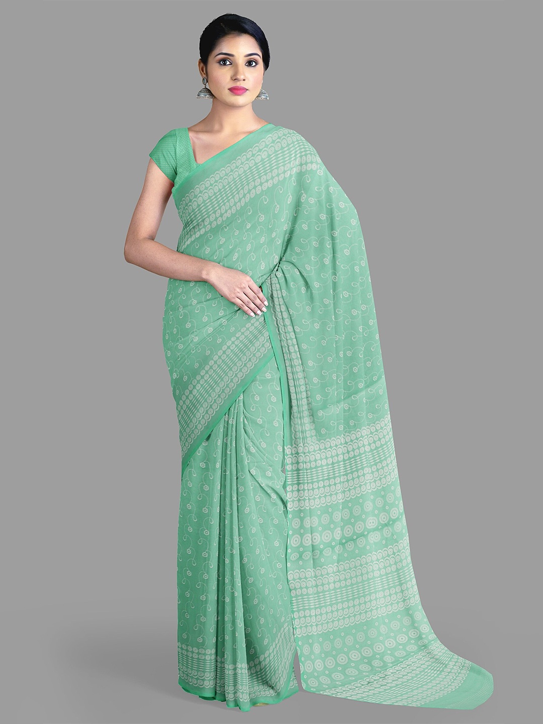 

The Chennai Silks Floral Pure Cotton Gadwal Saree, Green