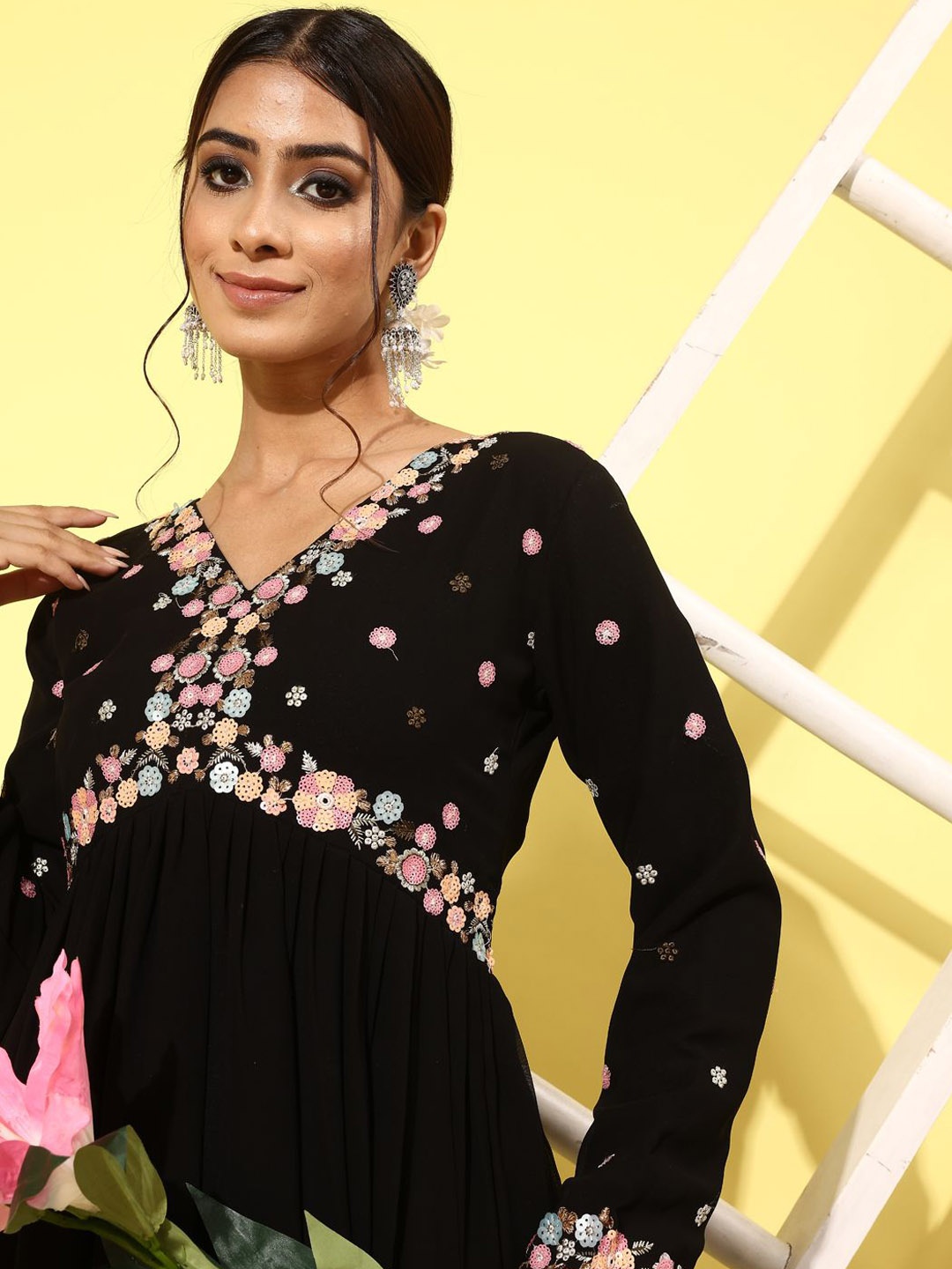 

Sangria Floral Embroidered Sequinned Georgette Alia Cut A-Line Kurta With Trousers, Black