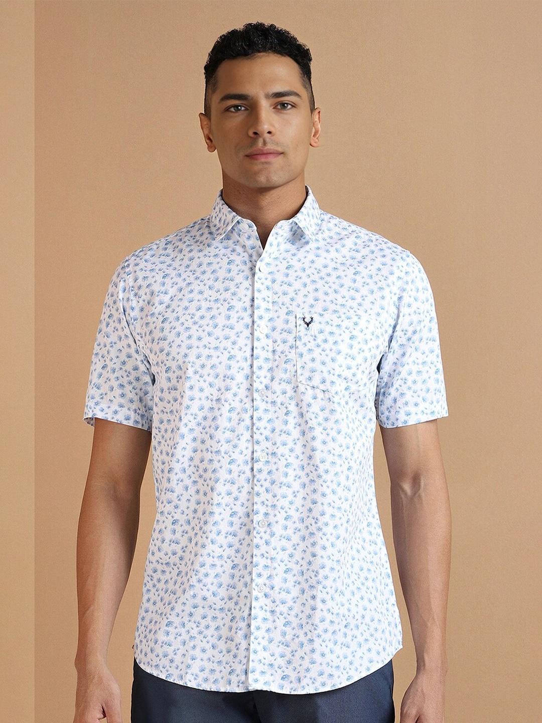 

Allen Solly Slim Fit Conversational Printed Half Sleeves Cotton Shirt, White