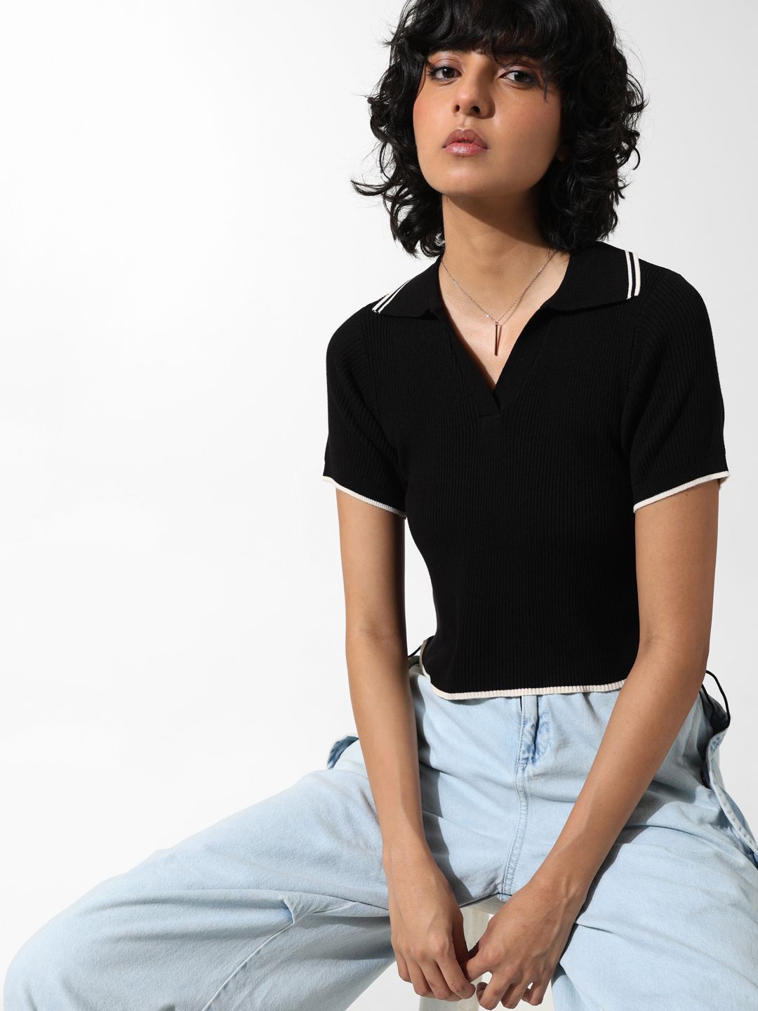 

ONLY Women Self Design Polo Collar T-shirt, Black