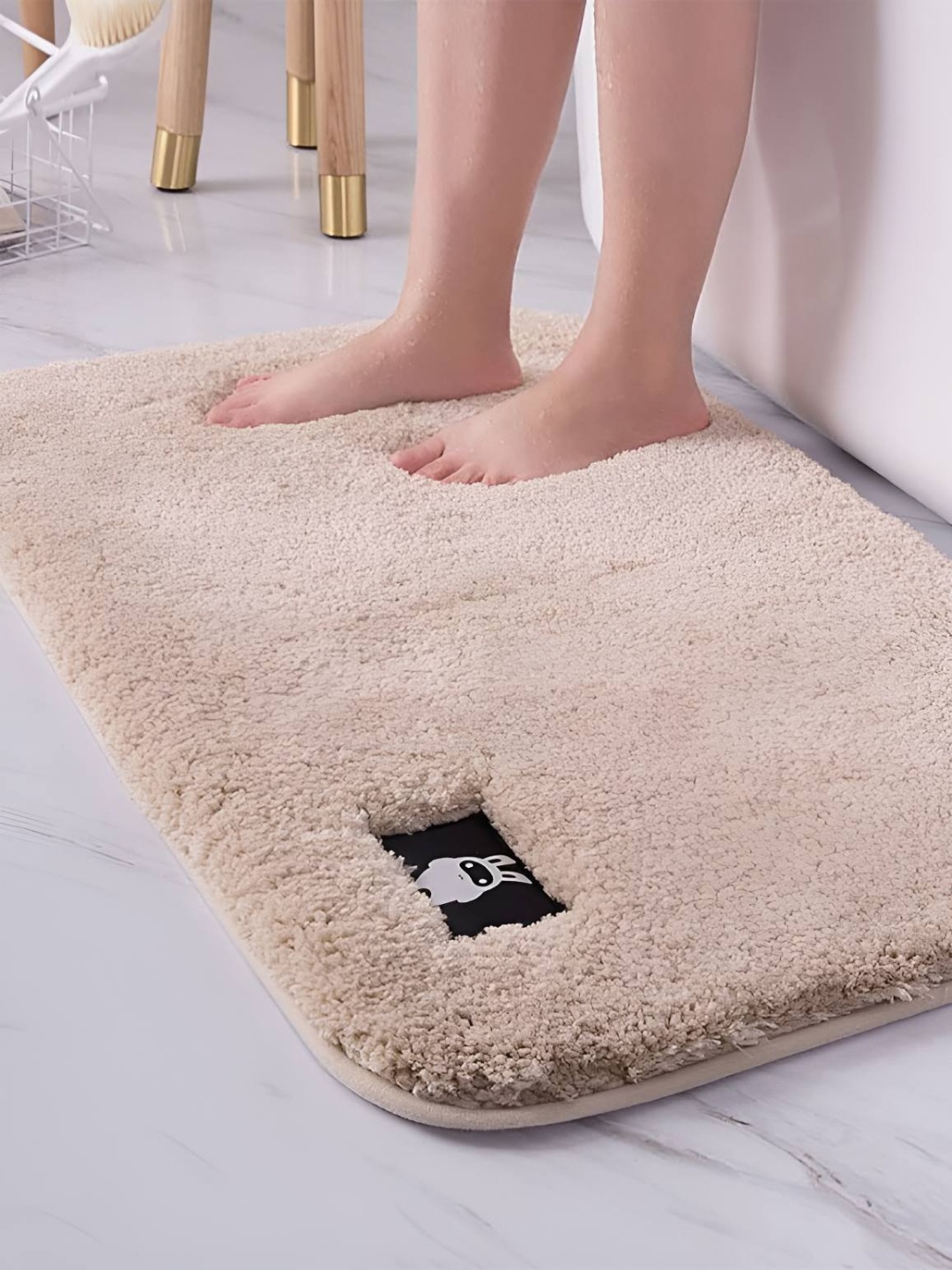 

P-Plus International Cream Microfiber 110 GSM Ultra Soft Non Slip & Absorbent Bath Rug