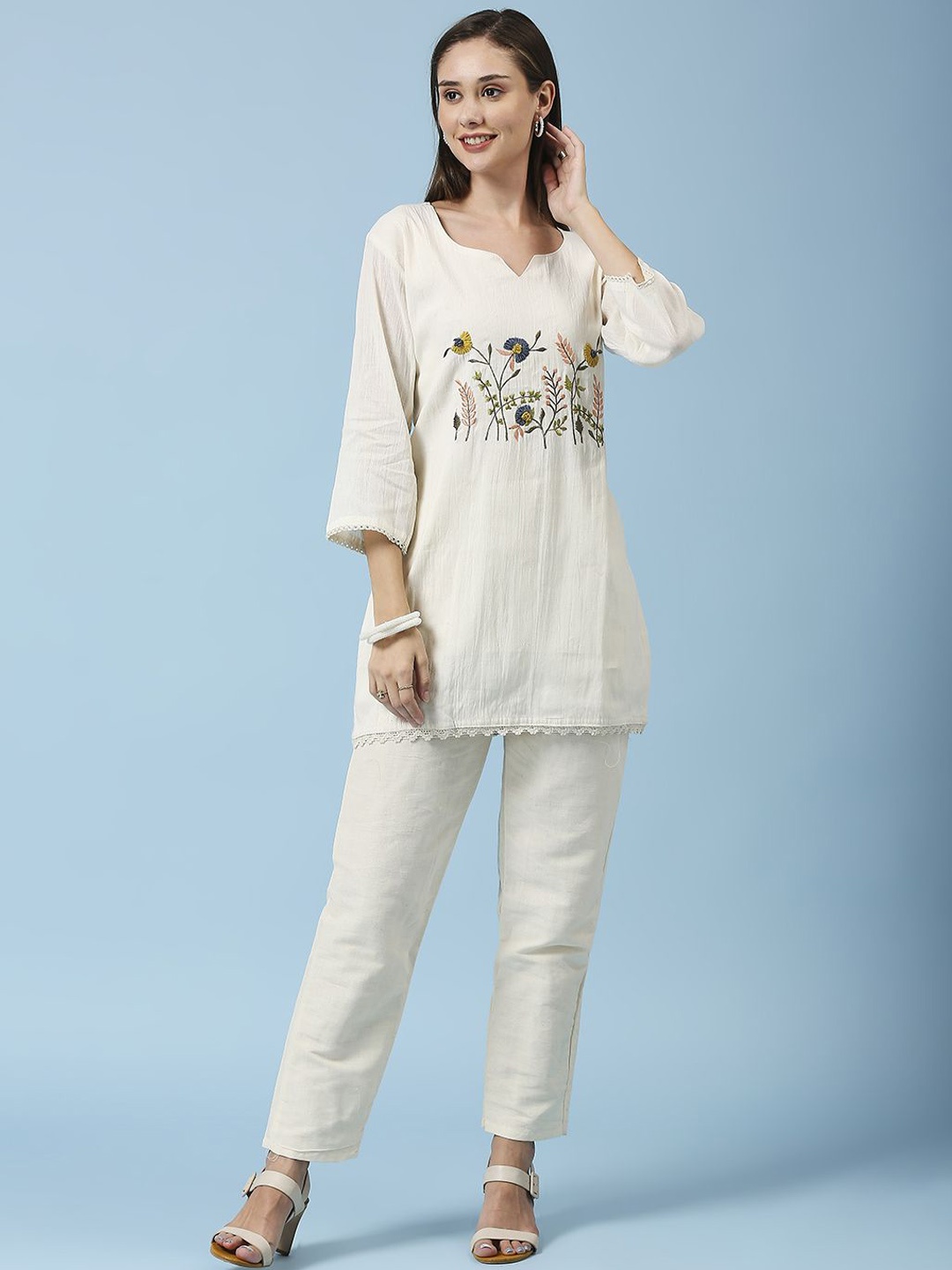 

GUFRINA Floral Embroidered Round Neck Pure Cotton Tunic & Trouser, Cream