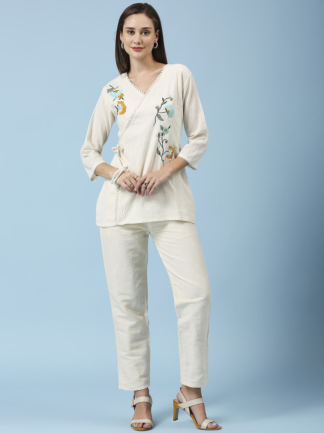 

GUFRINA Floral Embroidered V-Neck Pure Cotton Tunic With Trousers, Cream