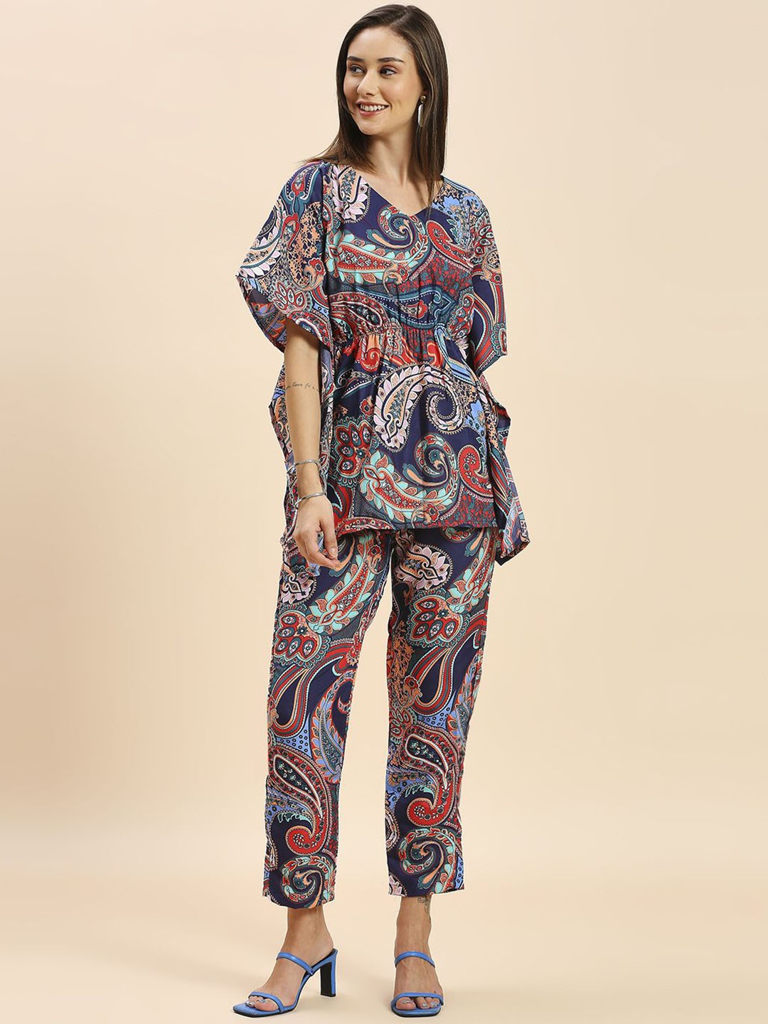 

GUFRINA Ethinic Motifs Printed V-Neck Kaftan Top With Trousers, Blue