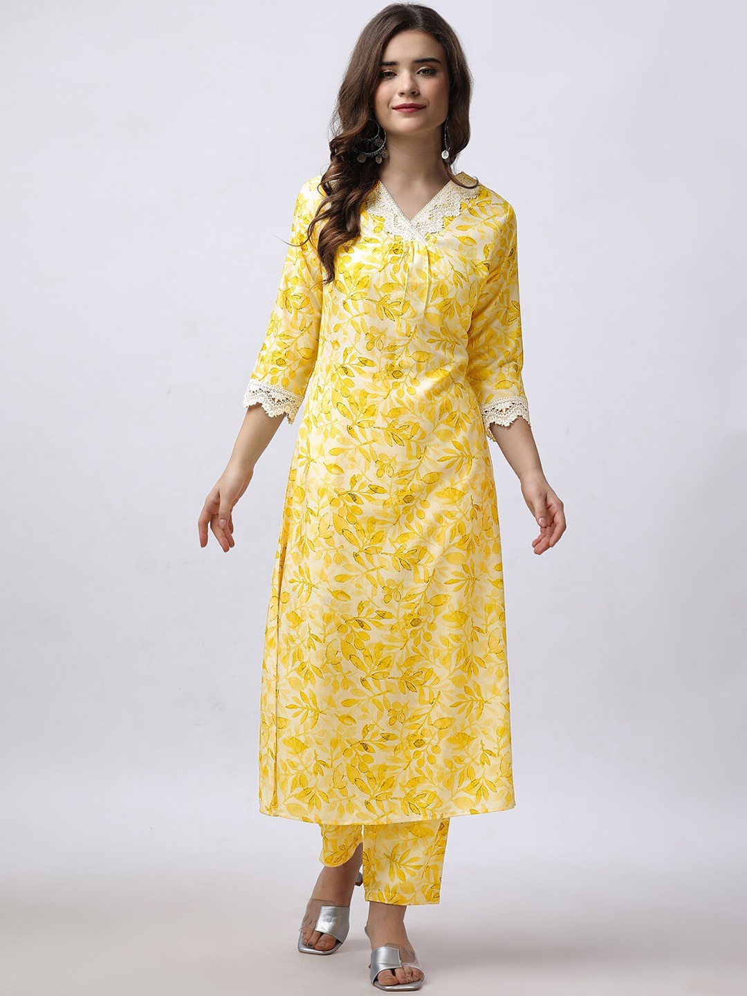 

FAB GALAXY Floral Printed V-Neck Three-Quarter Sleeves Straight Kurta With Pyjama, Yellow