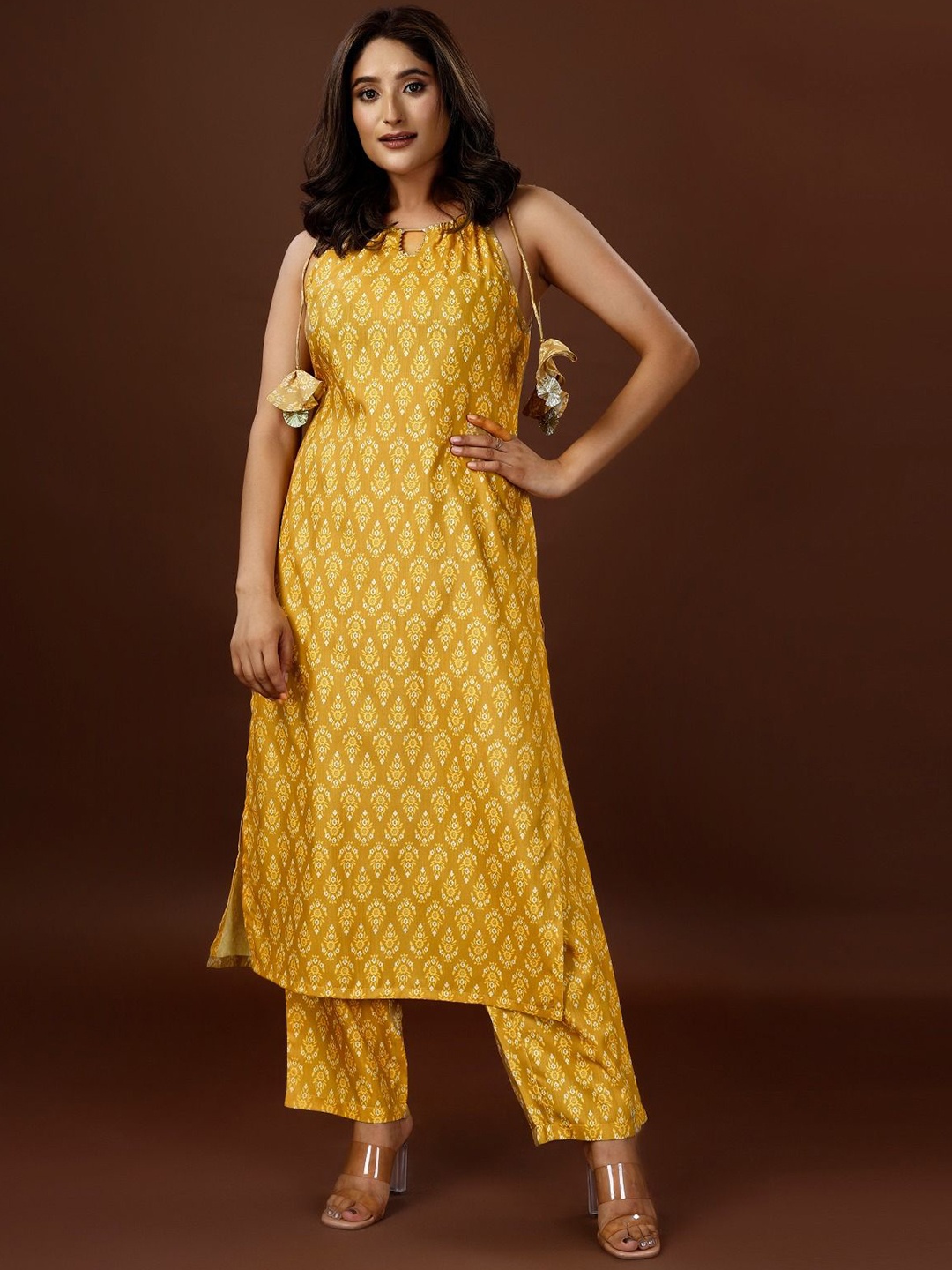 

FAB GALAXY Ethnic Motifs Printed Sleeveless Straight Kurta With Pyjama, Mustard