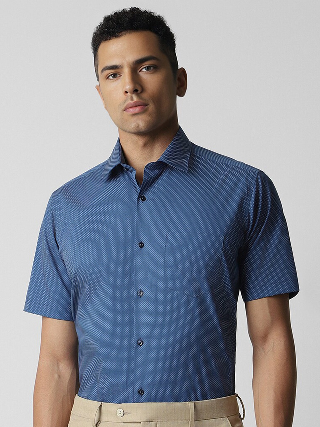 

Van Heusen Polka Dots Printed Spread Collar Pure Cotton Formal Shirt, Blue