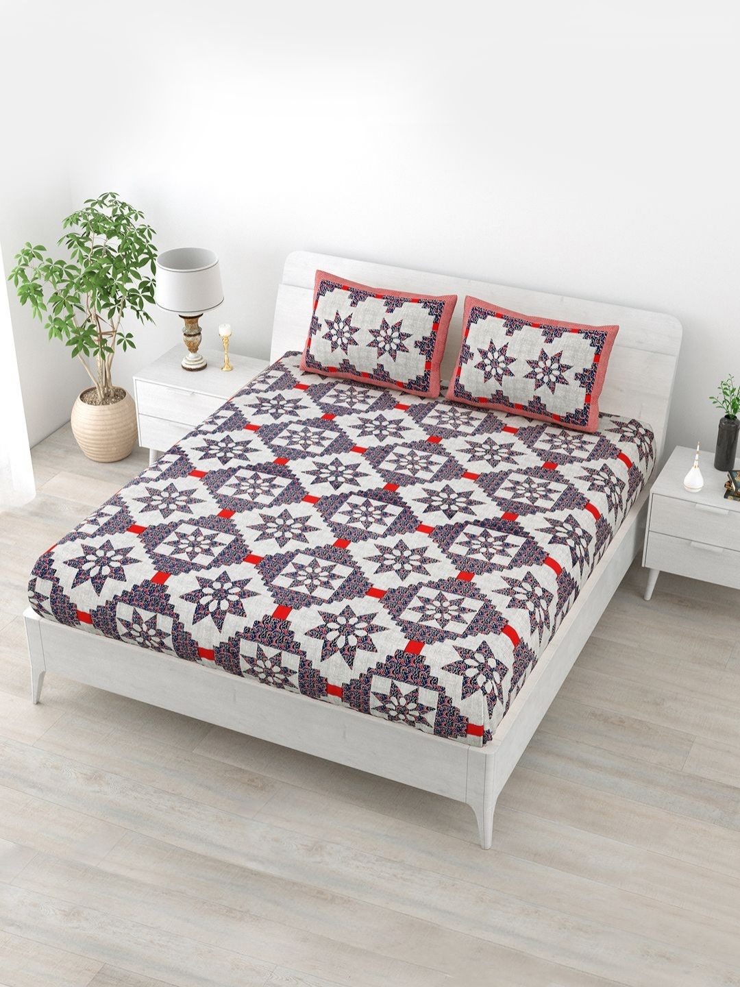 

Aapno Rajasthan Grey Ethnic Motifs 120 TC Cotton Queen Bedsheet With 2 Pillow Covers