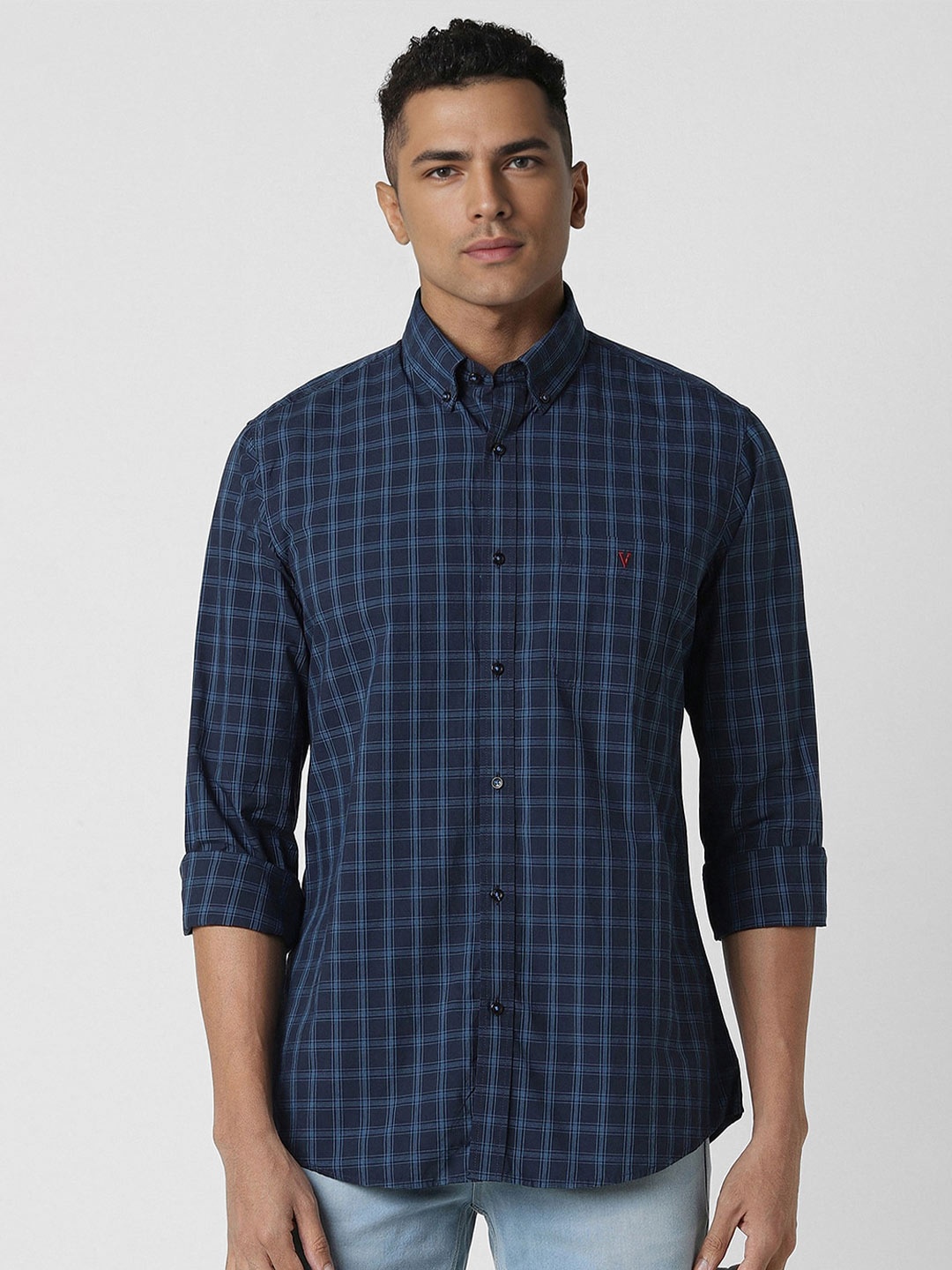 

Van Heusen Sport Slim Fit Opaque Checked Pure Cotton Casual Shirt, Navy blue