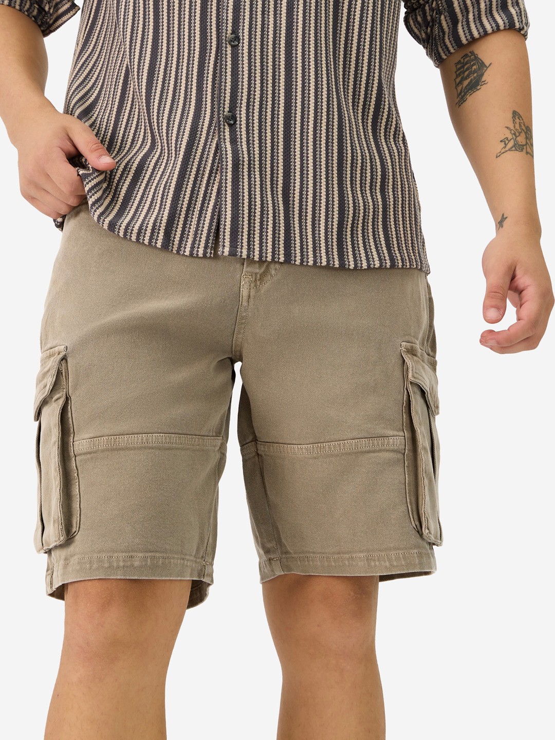 

The Souled Store Men Mid-Rise Cargo Shorts, Khaki