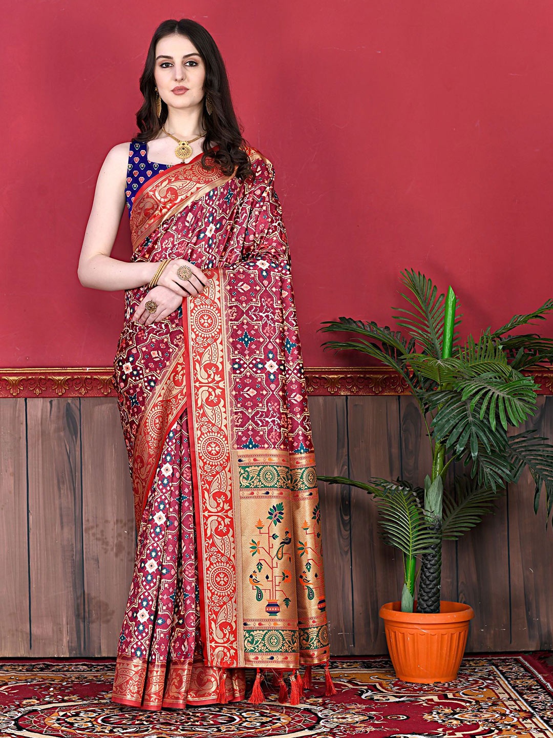 

KALINI Ethnic Motifs Pure Silk Patola Saree, Maroon