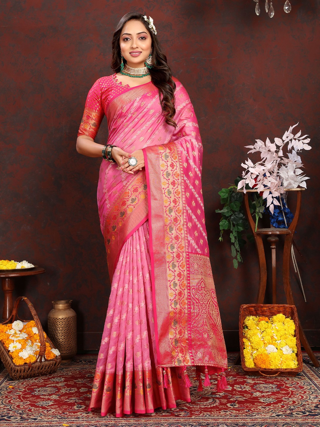 

KALINI Floral Woven Design Zari Banarasi Saree, Pink