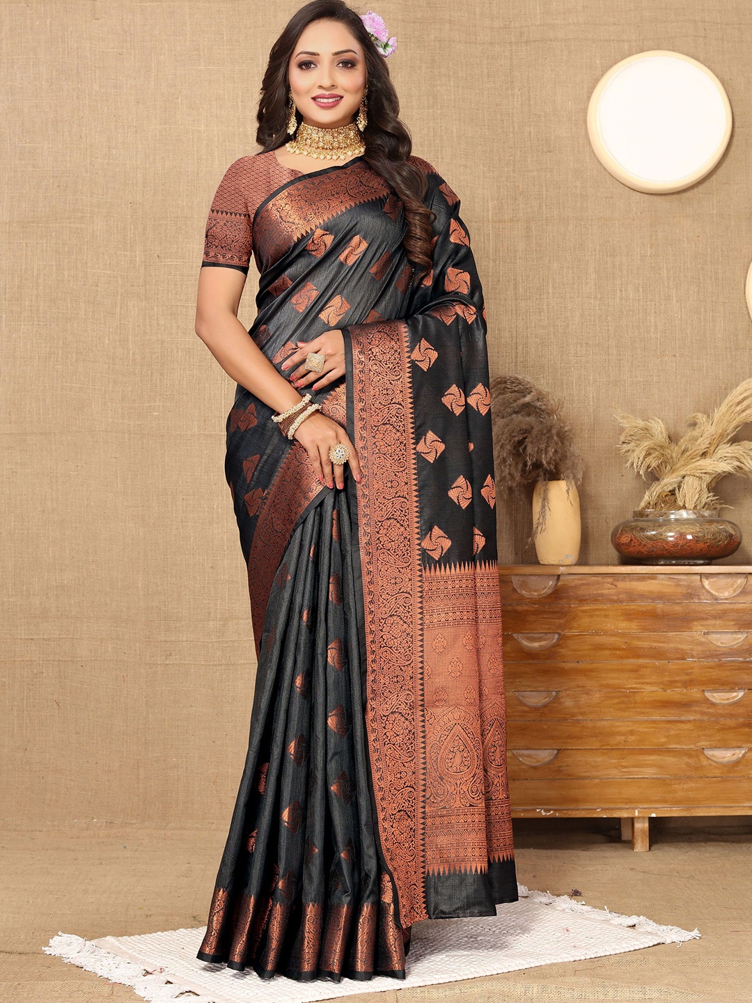 

KALINI Ethnic Motifs Zari Silk Cotton Banarasi Saree, Black