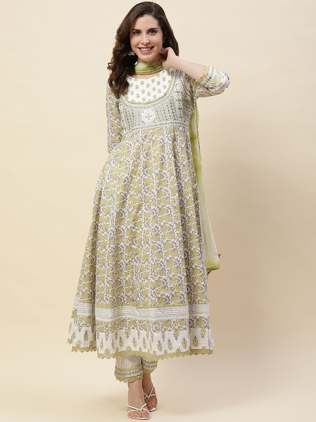 

Meena Bazaar Ethnic Motifs Printed Thread Work Kurta with Trousers & Dupatta, Green
