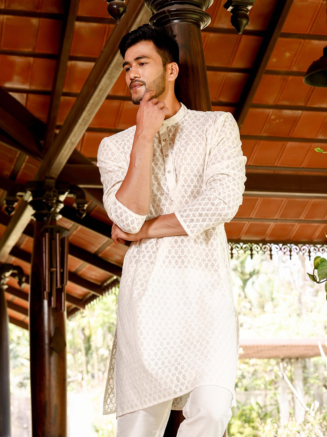 

FILORI Geometric Woven Design Straight Long Kurta, White