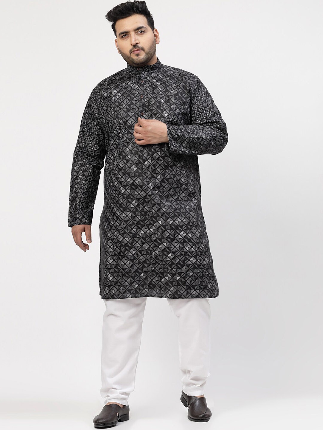 

plusS Plus Size Black & Grey Printed Regular Pure Cotton Kurta with Pyjamas