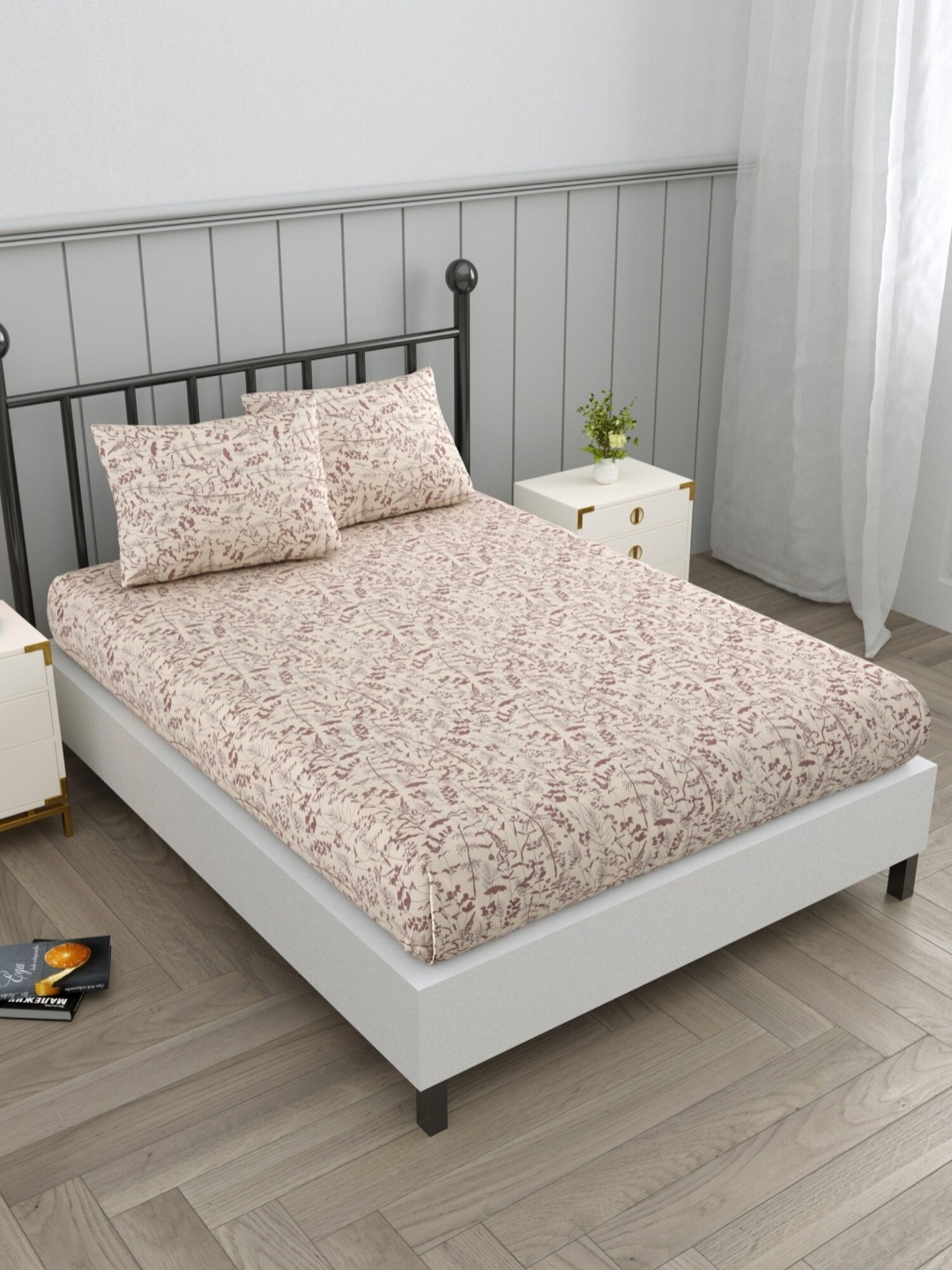 EverHOME Zen Brown & Cream Floral Cotton 160 TC Queen Bedsheet With 2 Pillow Covers