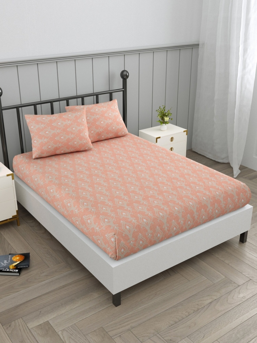 

EverHOME Peach-Coloured Printed Cotton 160 TC Queen Bedsheet with 2 Pillow Covers
