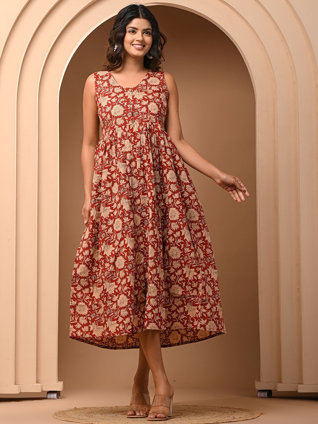 

GAYRAA Floral Printed Cotton A-Line Kurta, Maroon