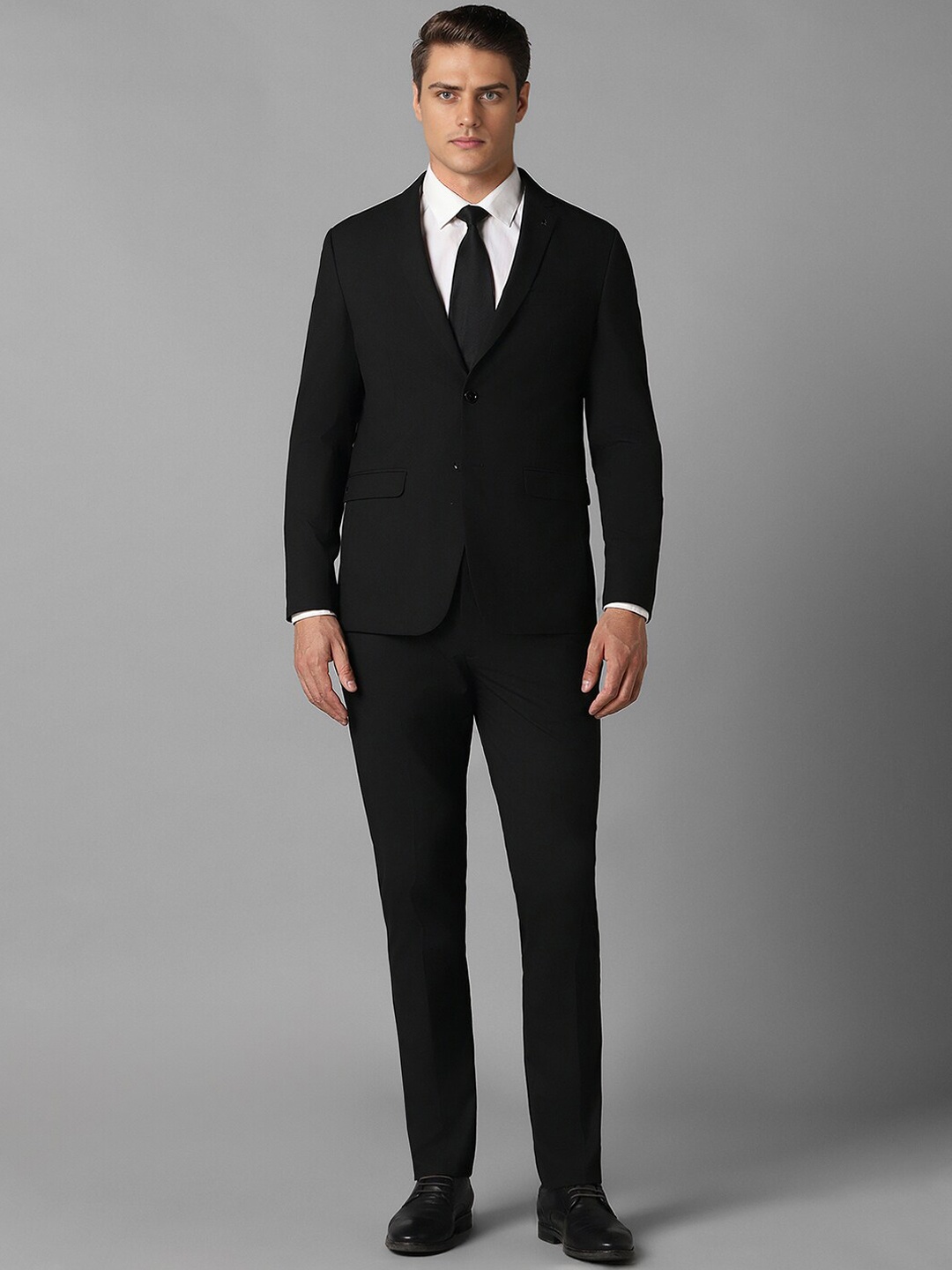 

Louis Philippe Single-Breasted Slim-Fit 2-Piece Formal Suit, Black