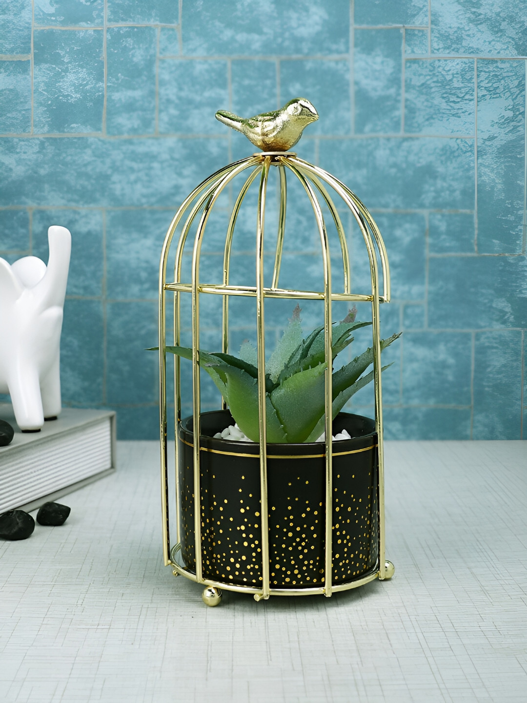 

TAYHAA Black & Green Aloe Vera Artificial Plant With Pot
