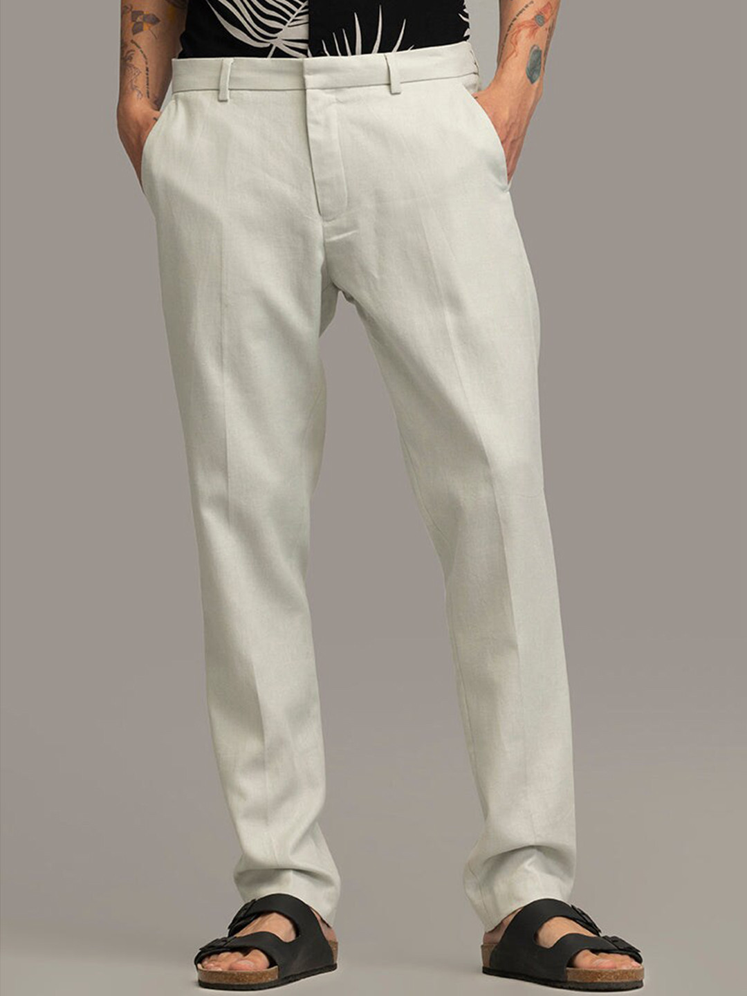 

Snitch Men Grey Smart Mid-Rise Tapered Fit Formal Trousers