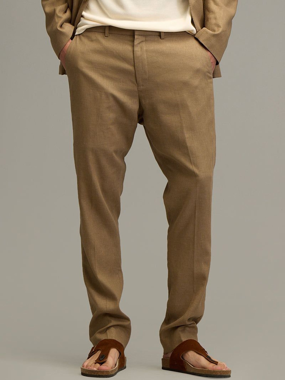 

Snitch Men Khaki Colour Smart Mid-Rise Tapered Fit Chinos Trousers