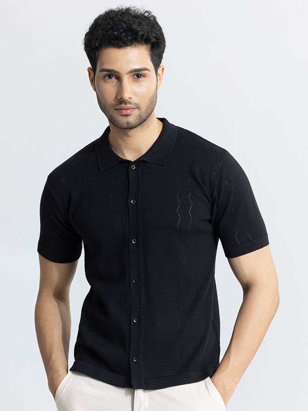 

Snitch Black Classic Slim Fit Opaque Printed Casual Shirt