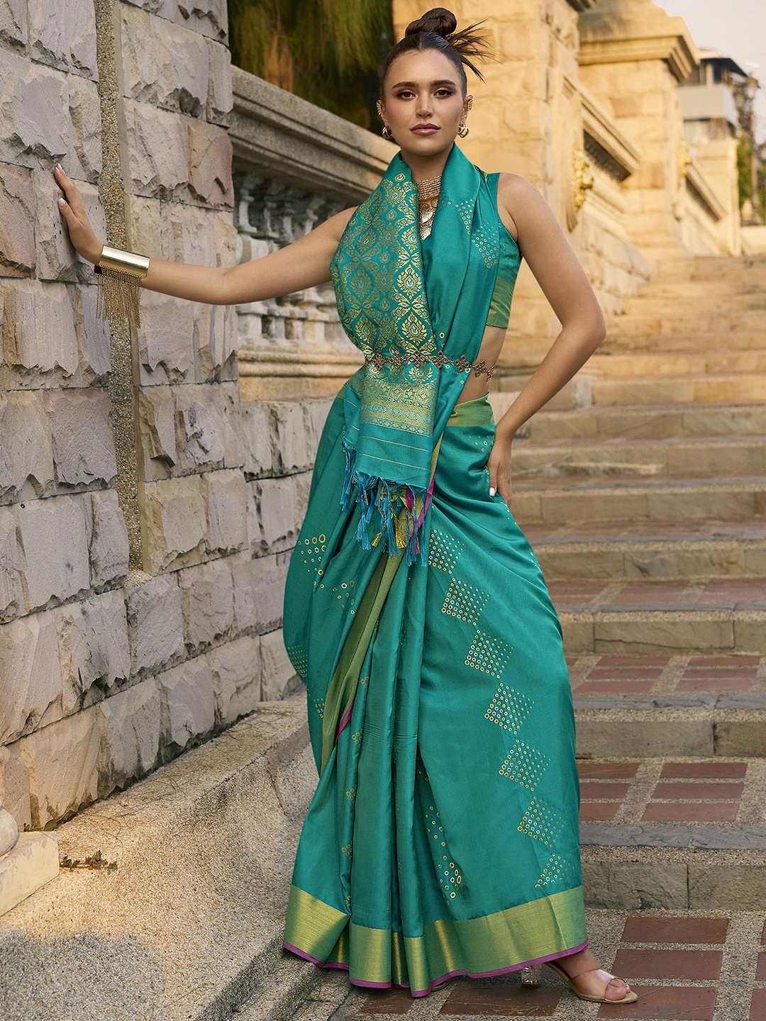 

elora Woven Design Zari Saree, Turquoise blue