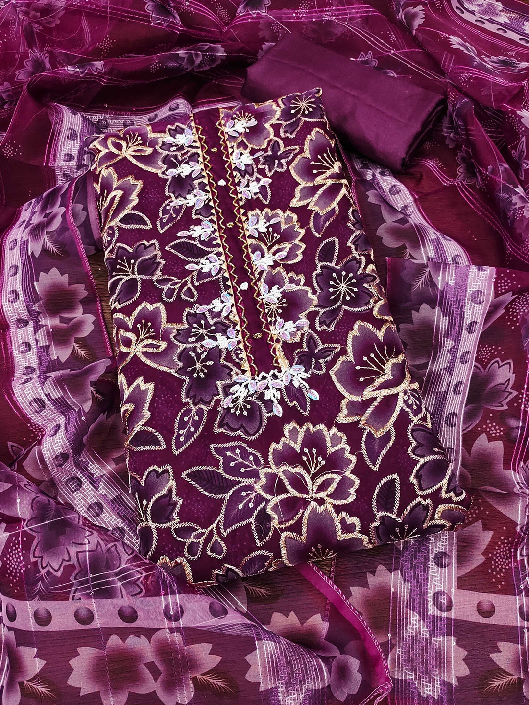 

Ishin Embroidered Organza Unstitched Dress Material, Purple