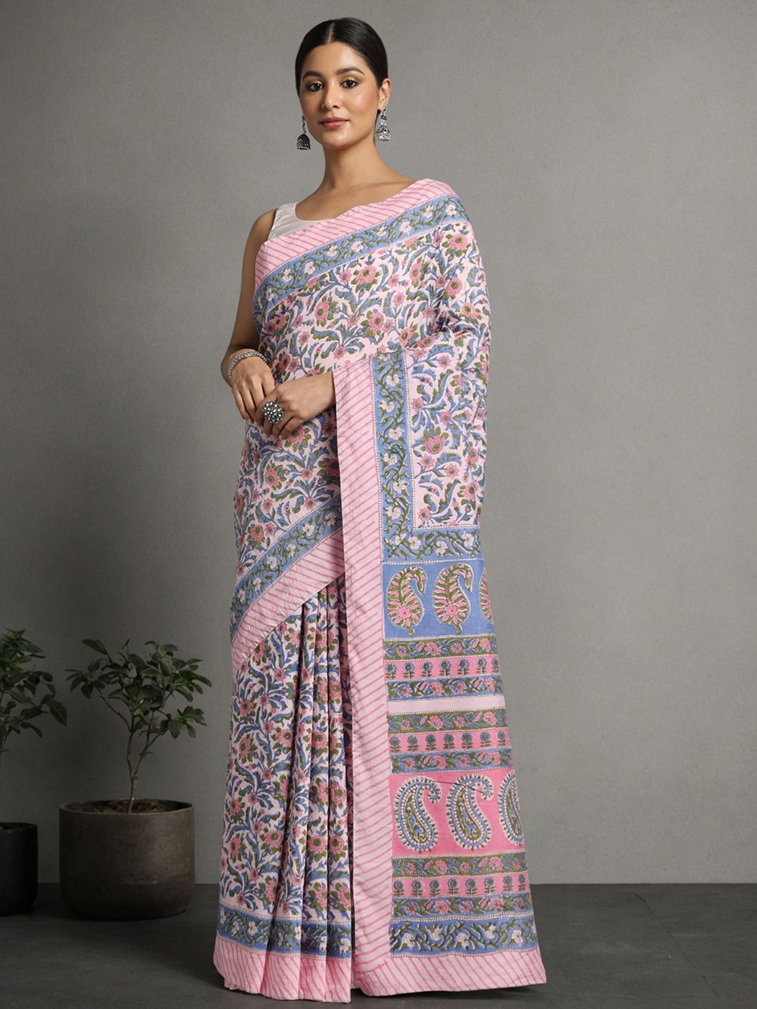 

KALINI Floral Pure Cotton Block Print Saree, Pink