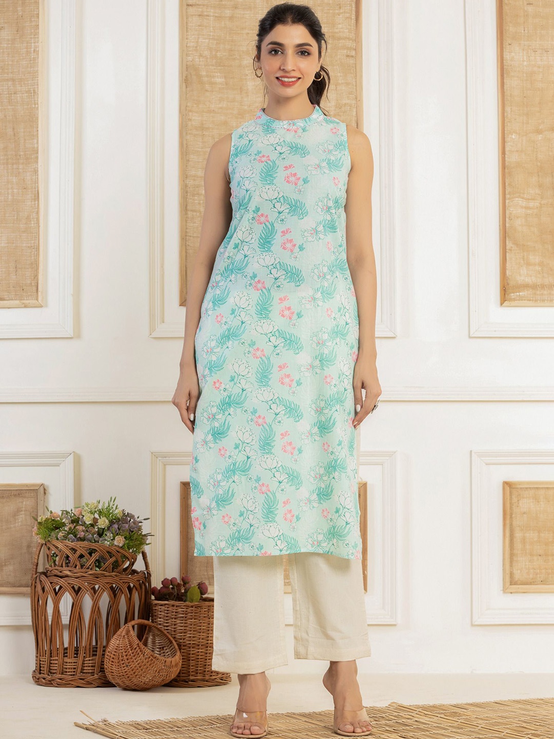 

SHOOLIN High Neck Sleeveless Floral Printed Cotton Straight Kurta, Blue