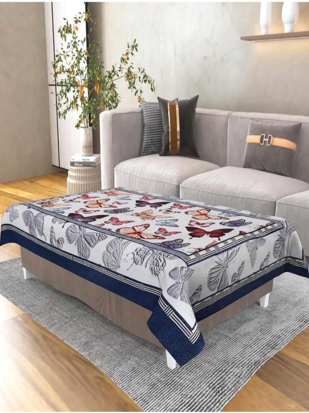 

Aura Blue Printed 2 Seater Rectangle Table Cover