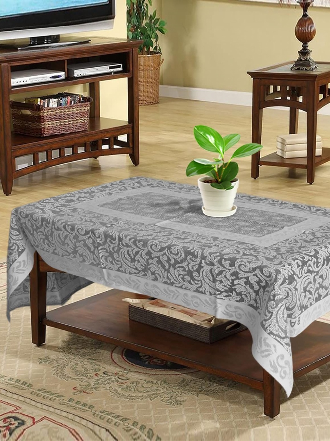 

Aura Silver-Toned & Black Floral 2-Seater Rectangular Table Cover