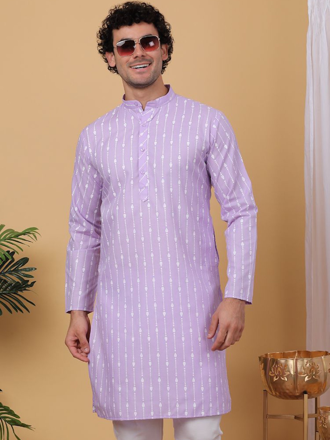 

Anouk Purple Ethnic Motifs Printed Band Collar Straight Regular Kurta