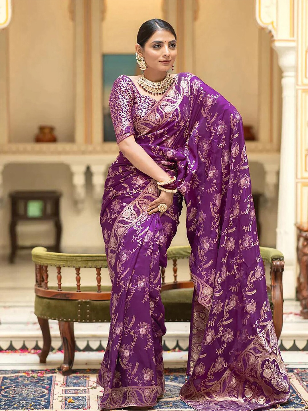 

BerMondsey Woven Design Zari Banarasi Saree, Purple