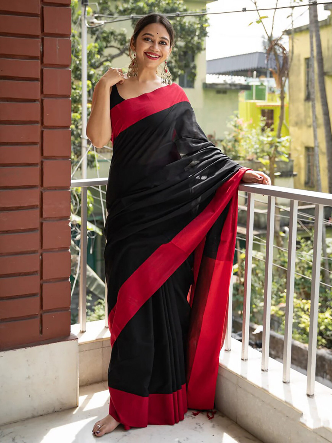 

BerMondsey Banarasi Saree, Black