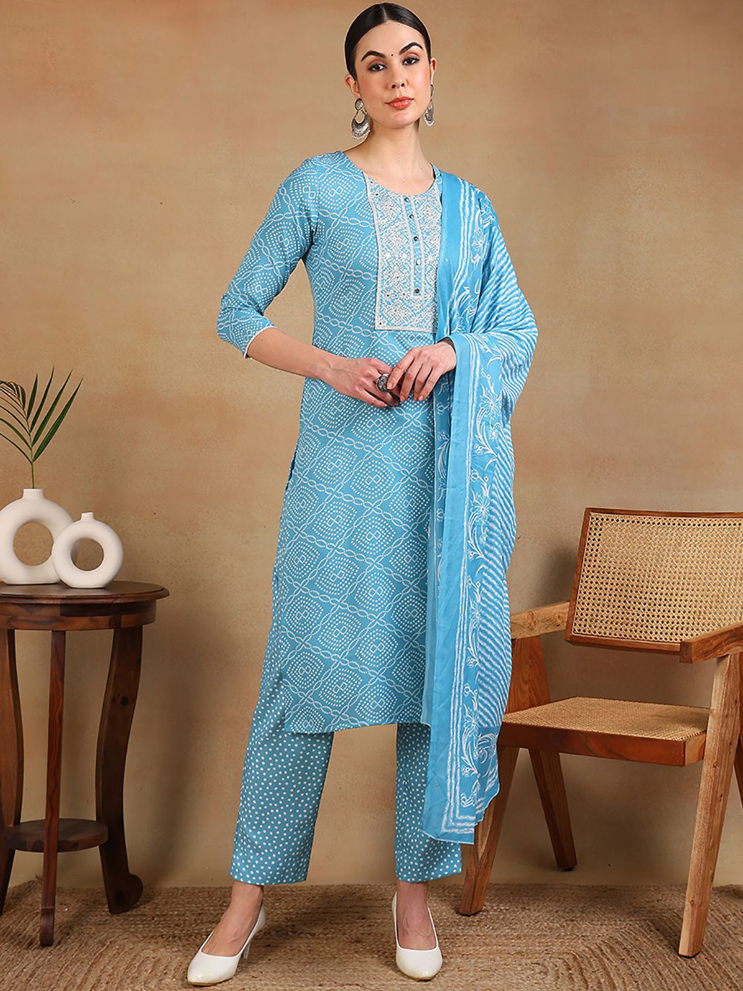 

Anouk Blue Bandhani Embroidered Regular Straight Kurta with Trousers & Dupatta