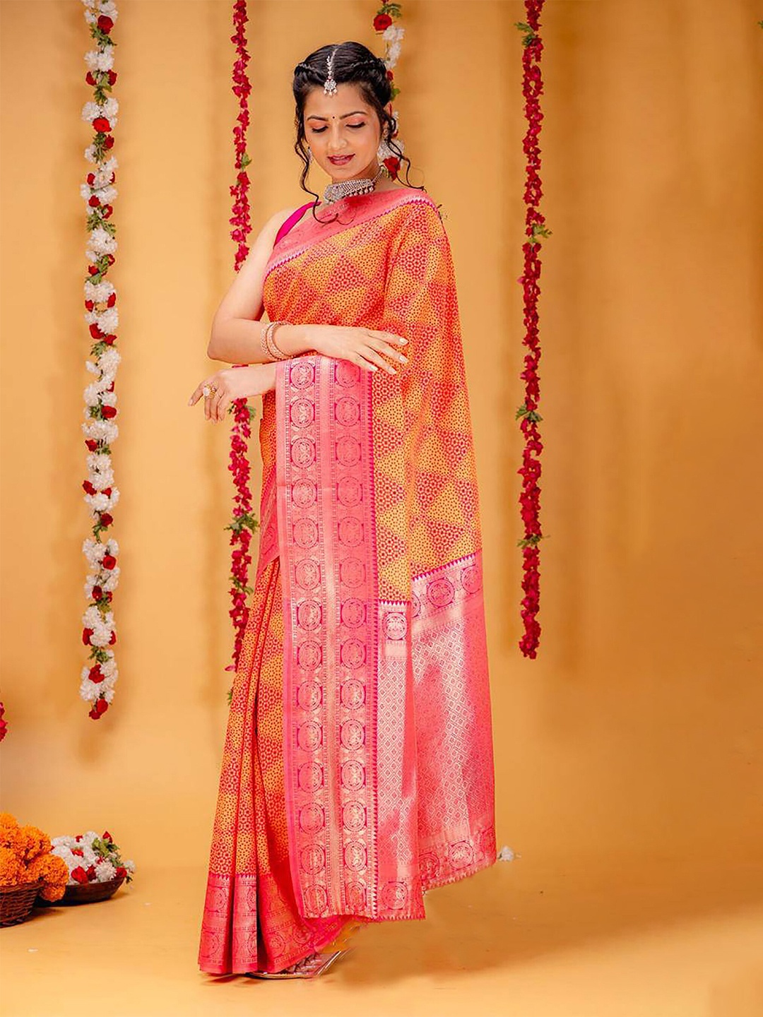 

Aldwych Ethnic Motifs Woven Design Banarasi Saree, Pink