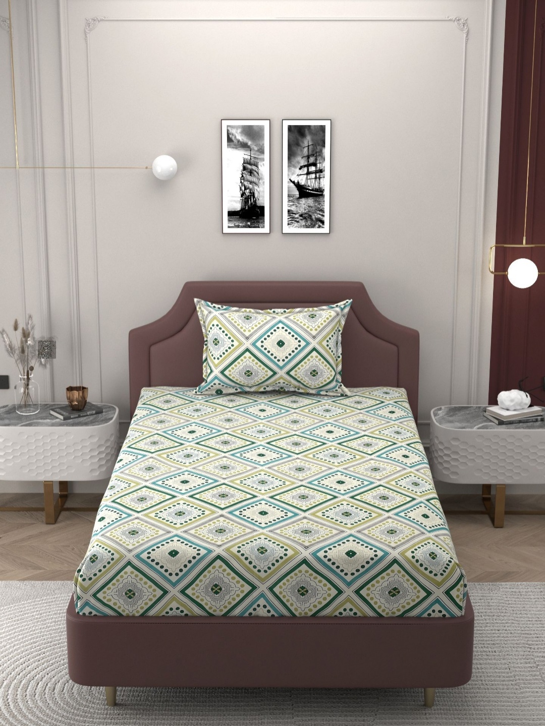 

BELVOSTUM Green & White Geometric 250 TC Single Bedsheet With Pillow Cover