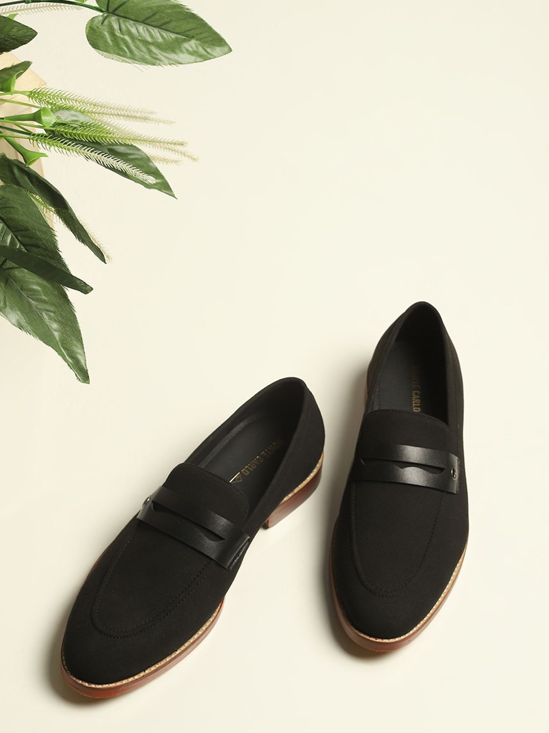 

Monte Carlo Men Round Toe Penny Loafers, Black