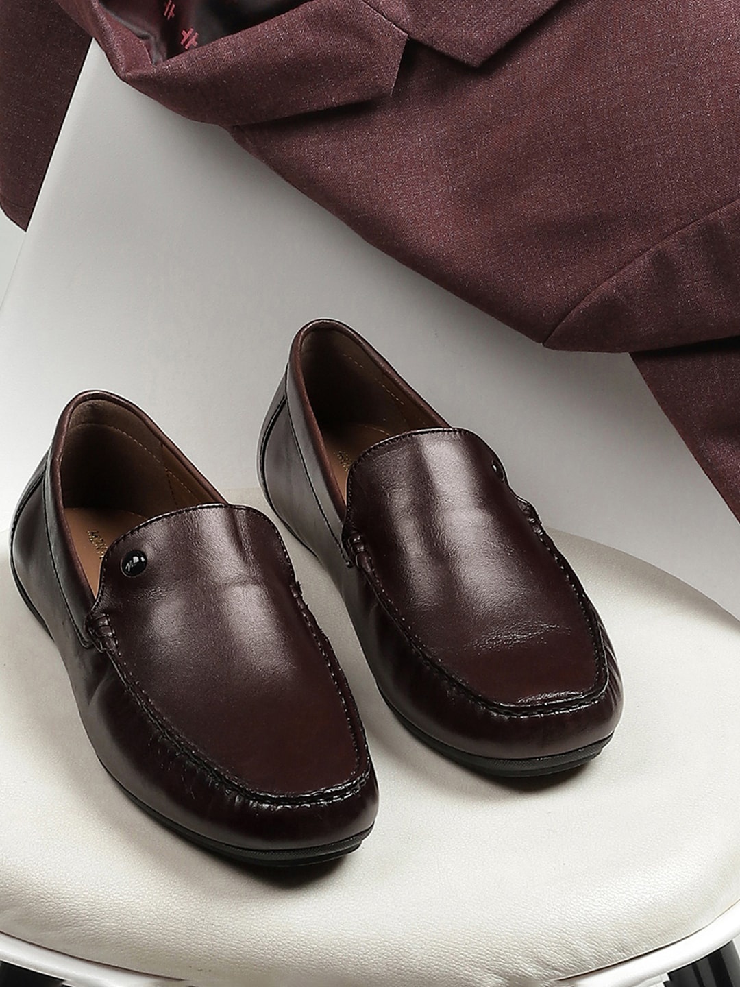 

Monte Carlo Men Square Toe Leather Loafers, Brown