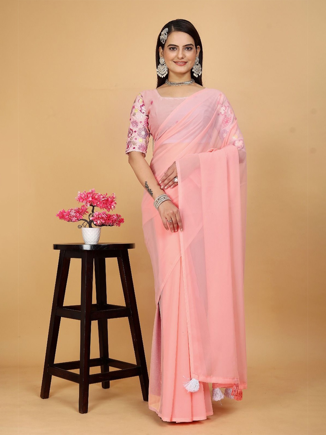 

K 5 Fashion Poly Georgette Saree, Peach