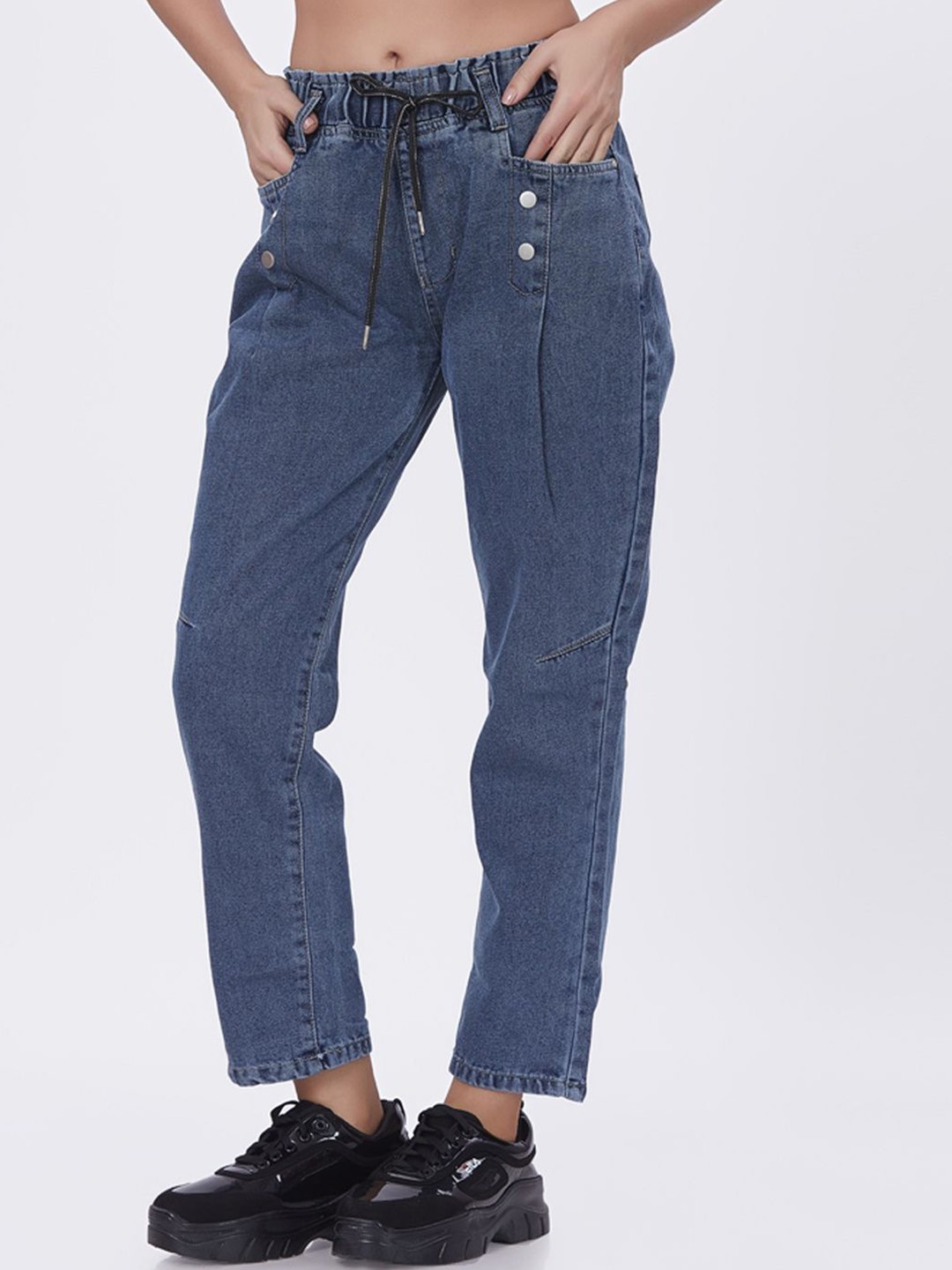 

Blum Denim Women Skinny Fit Mid-Rise Mildly Distressed Cotton Stretchable Jeans, Navy blue